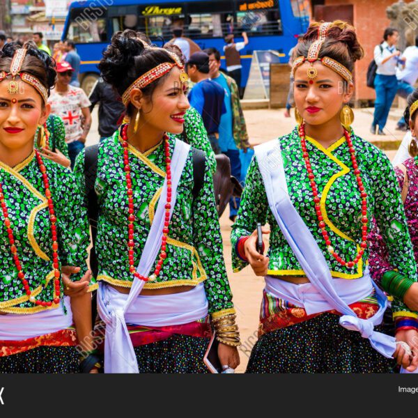 Dresses of Nepal - 7 Beautiful Traditional Nepalese Dresses